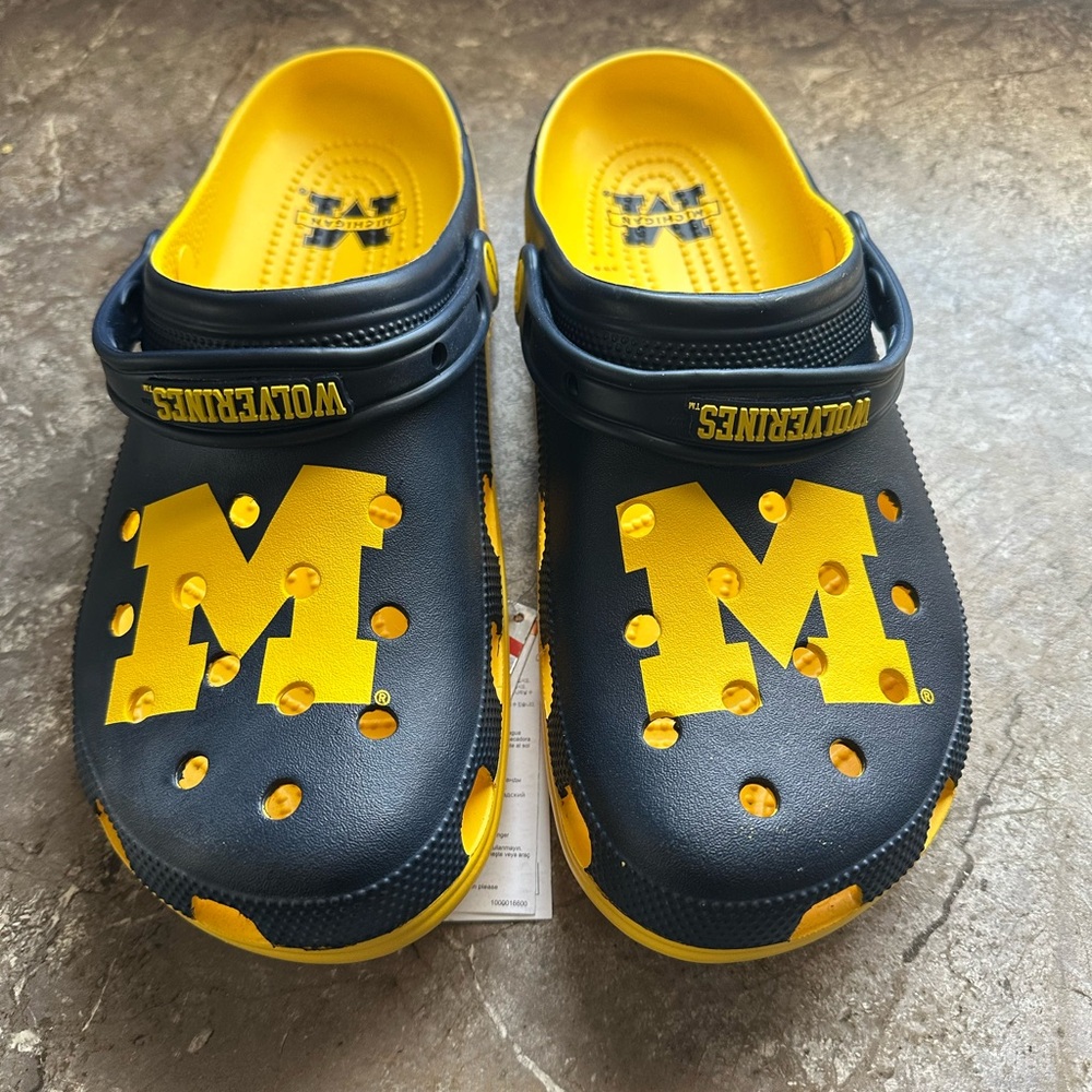 Crocs University of Michigan Wolverines